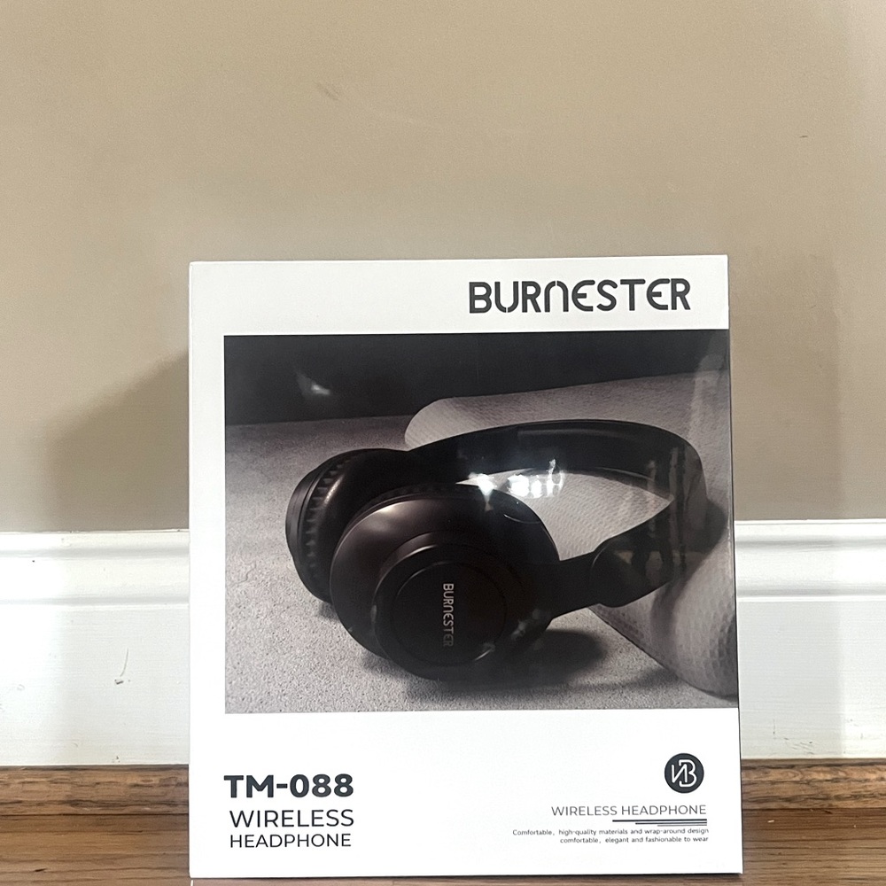 Burnester wireless headphones